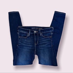 AMERICAN EAGLE | Super Stretch High Waisted Rise Skinny Dark Wash Jeggings